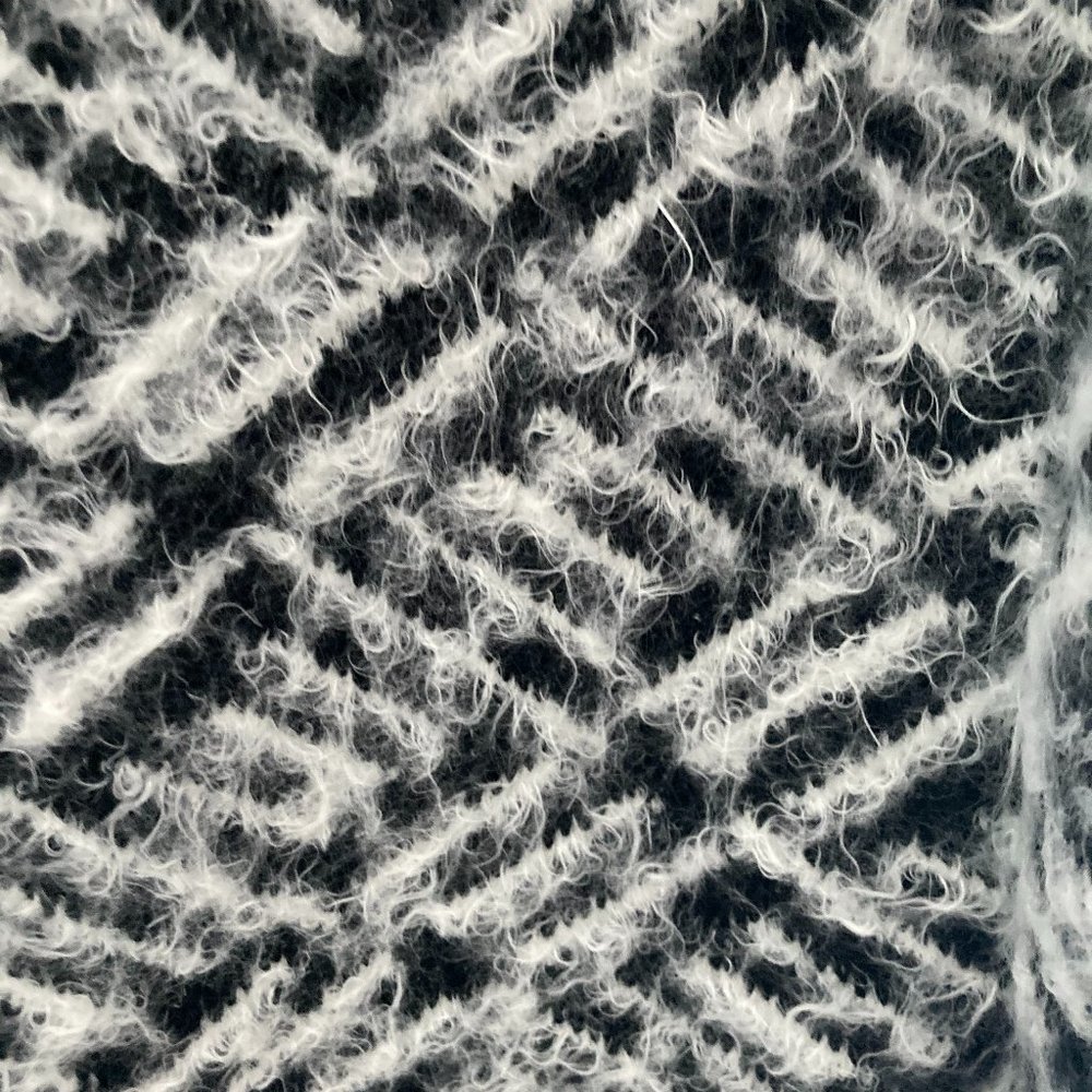 Relativity Women's Long Sweater - Picture 7 of 8